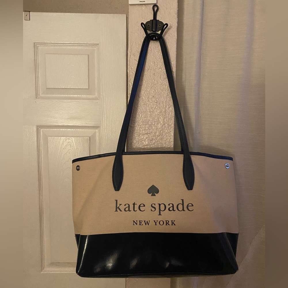 Kate spade beige and navy blue tote bag